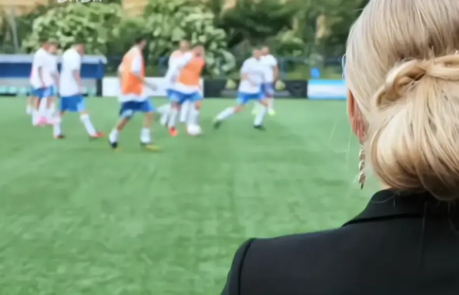 《footballersmoms》相关资源图片
