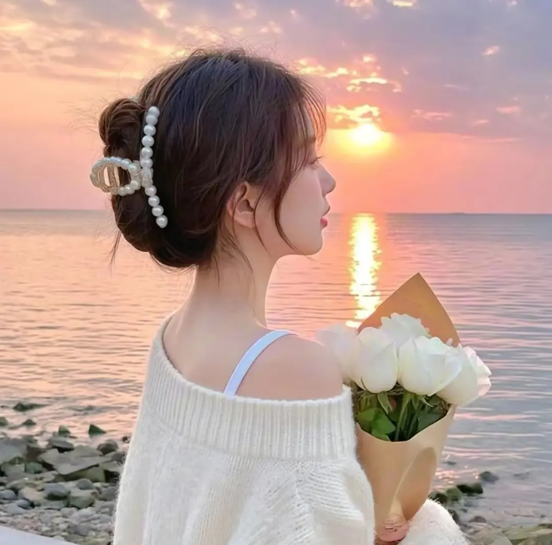 《我对侄女出手的理由》相关资源图片